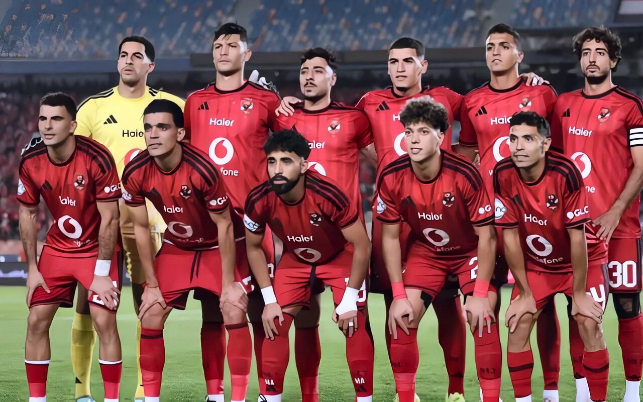 التعادل مع القناة يفتح ملفات الأهلي الشائكة.. جلسة مرتقبة لمراجعة الأخطاء وتراجع النتائج.. نزيف النقاط يربك حسابات الفريق الأحمر.. وعموتة يطالب بثورة تصحيح في ميركاتو الشتاء