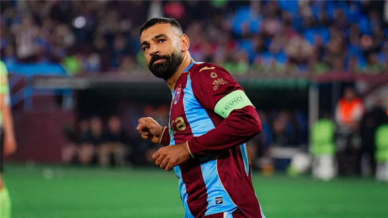 مدرب طرابزون سبور: وجود محمد صلاح يرفع سقف التوقعات ويضاعف طموحنا