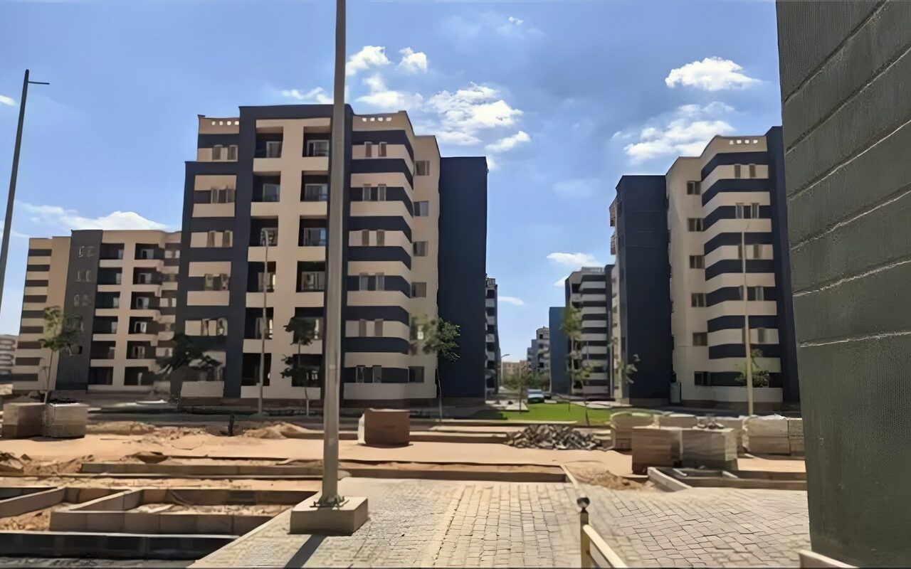 وزيرة الإسكان تتابع مشروع نقل الصرف الصحي من القاهرة الجديدة وطريق السويس إلى محطة الجبل الأصفر
