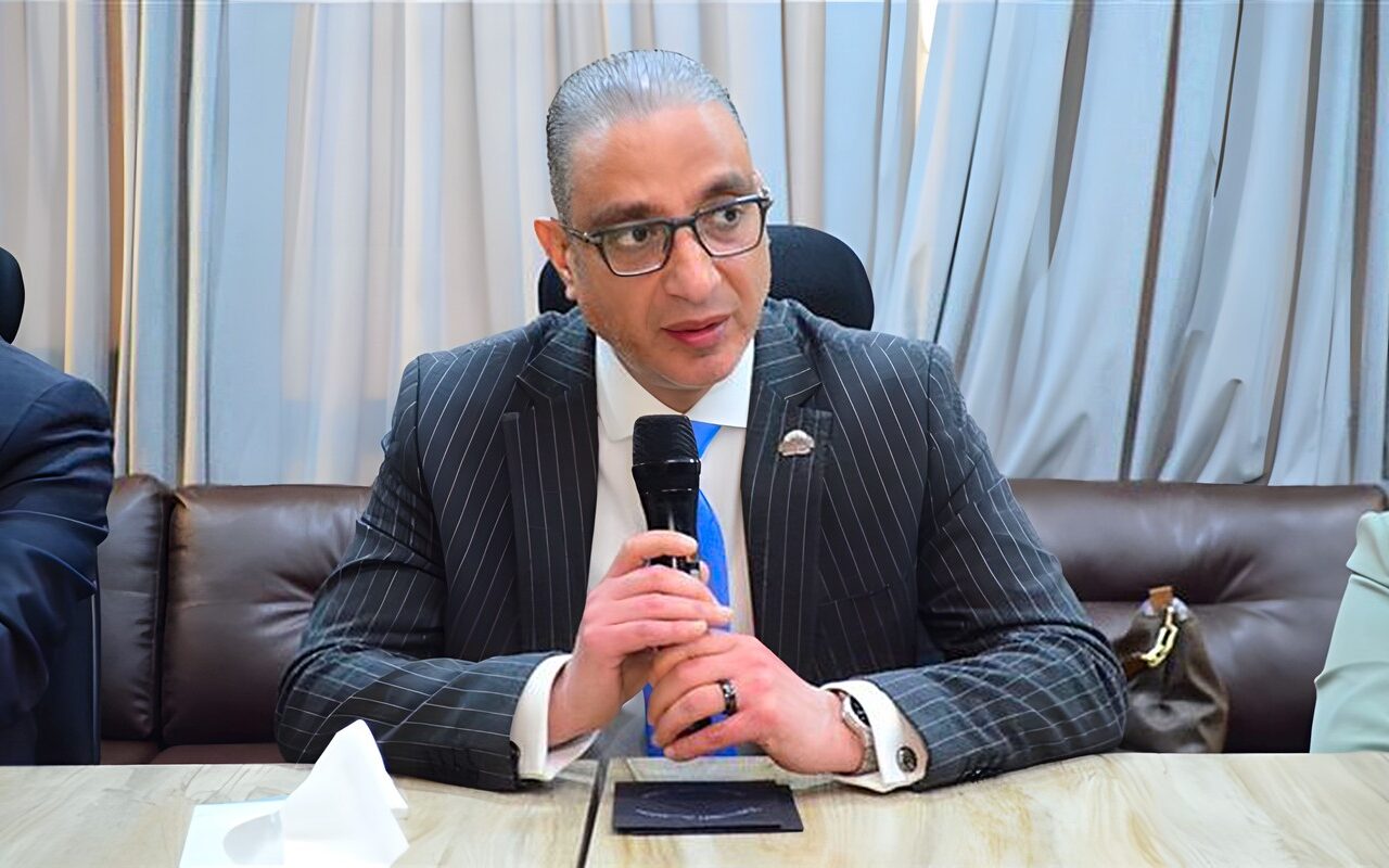 محافظ الجيزة يحاضر بدبلومة طب الكوارث بقصر العيني حول إدارة الأزمات والحوادث الكبرى