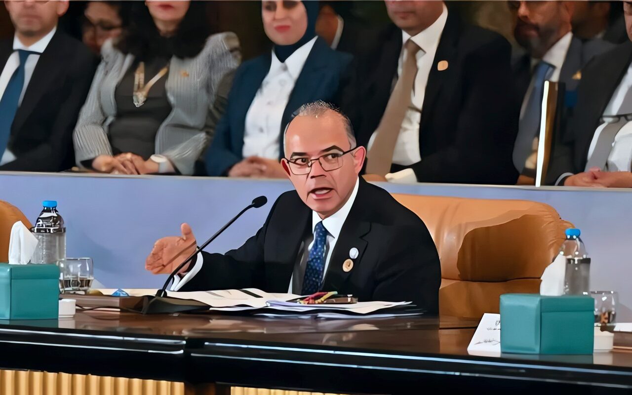 وزير الاستثمار: زيادة الصادرات وتعميق التصنيع المحلي مفتاح تعزيز موارد النقد الأجنبي