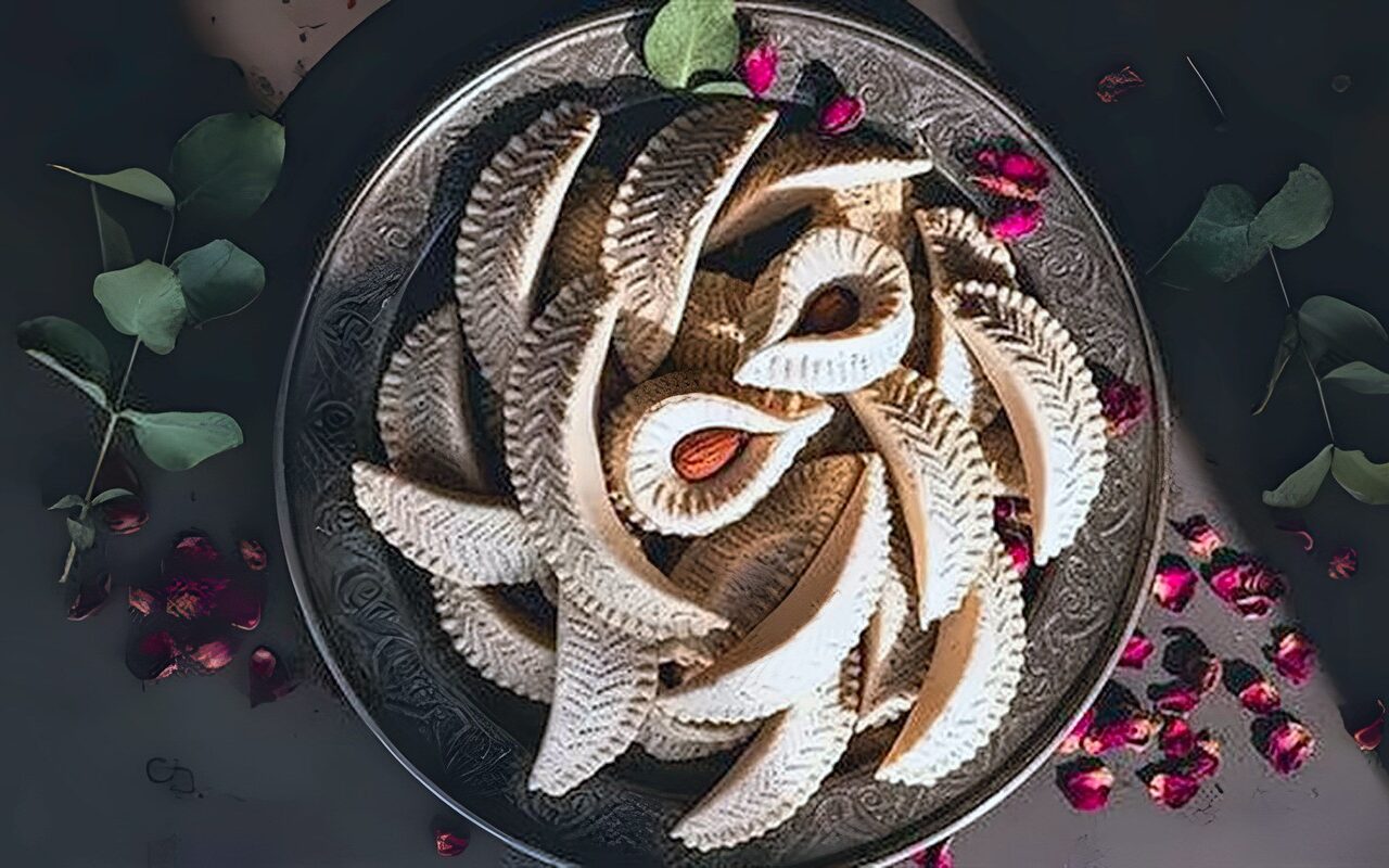 طريقة عمل كعب الغزال في المنزل بحشوة اللوز وطعم شرقي أصيل