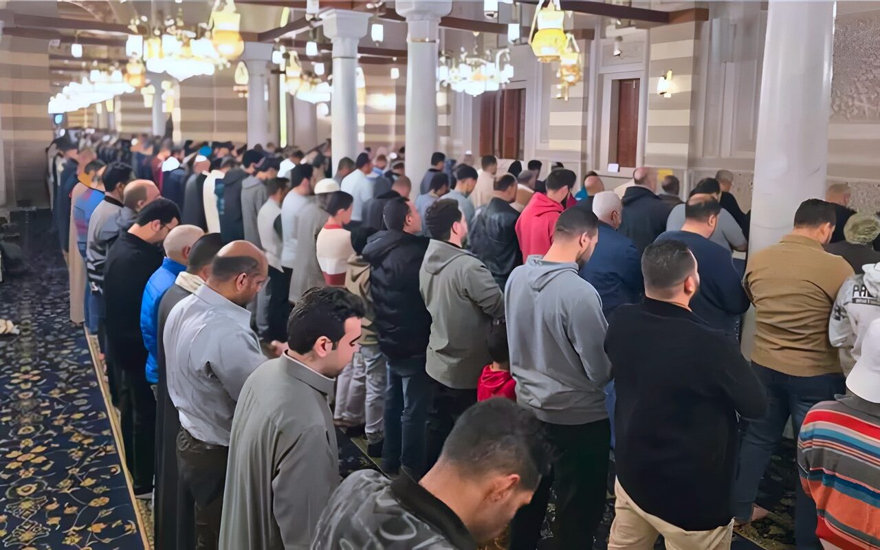 عدد ركعات السنن القبلية لصلاة الظهر وحكم فرضيتها؟، تعرف على أقوال العلماء