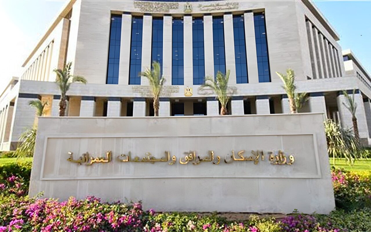 تقنين دفعة جديدة من أراضي المواطنين بالعبور الجديدة (صور)