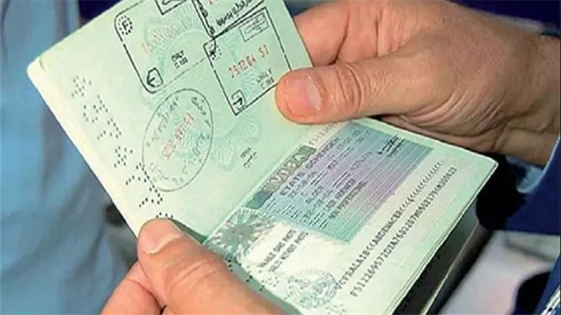 السياحة تعلن إجراءات جديدة بشأن تأشيرات الوصول
