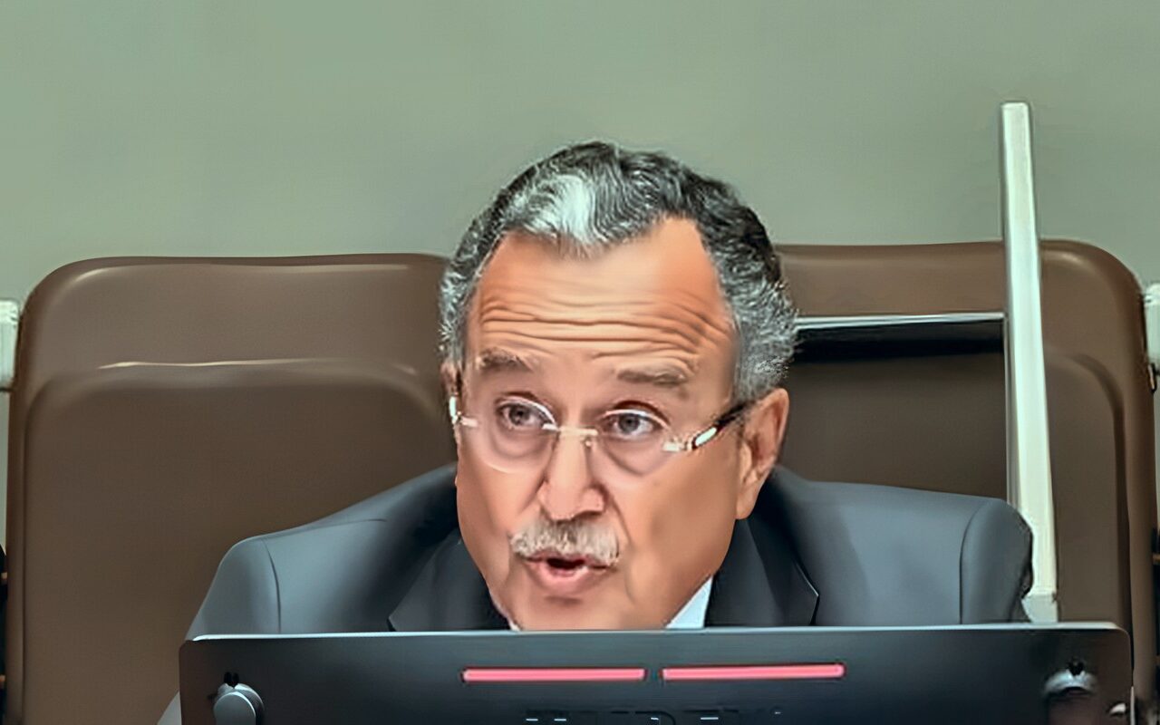 نبيل فهمي يبحث مع وزير خارجية السعودية التطورات الإقليمية ويؤكد دعم جامعة الدول العربية للمملكة