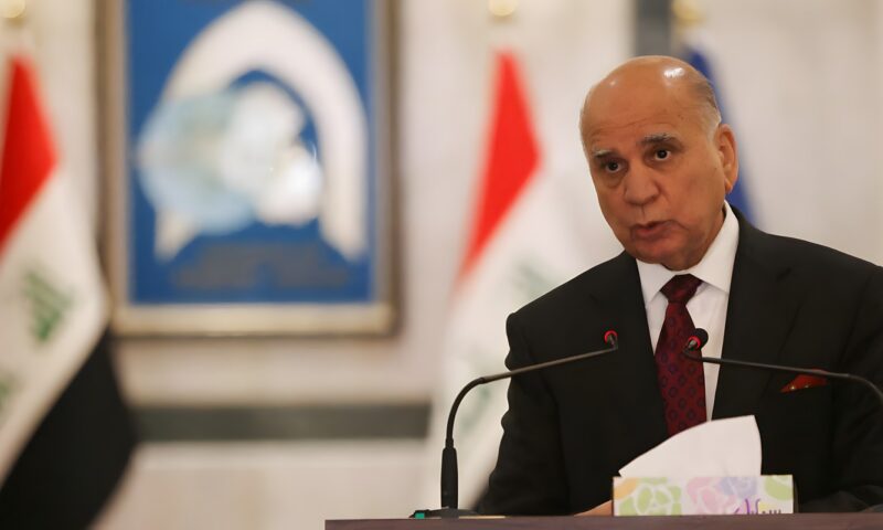 فؤاد حسين للعربية: خطة لحصر السلاح بيد الدولة حتى يونيو المقبل