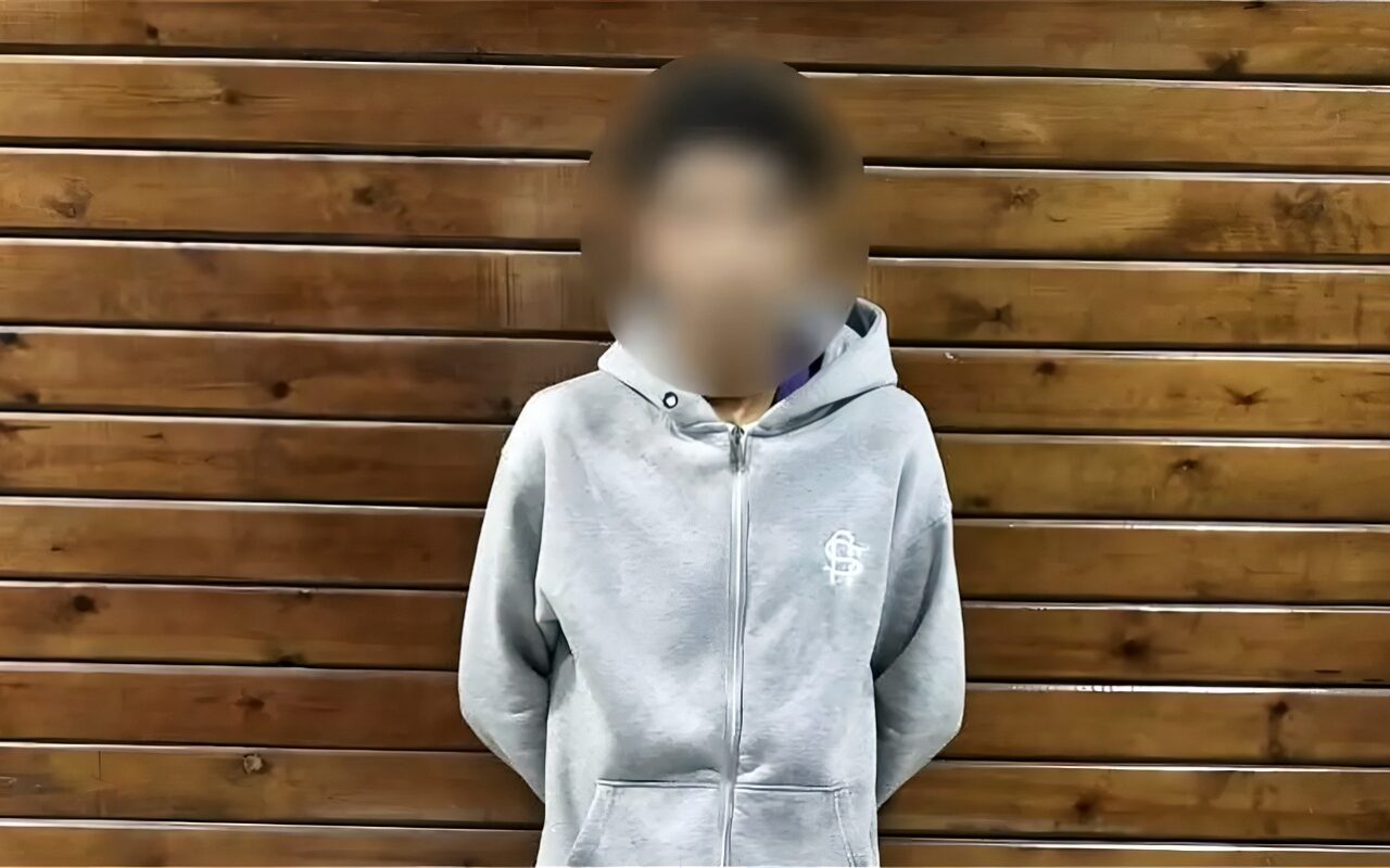 ضبط طالب بالأميرية هدد مواطنًا بسلاح أبيض بعد مشادة بين نجله وآخر.. والتحريات تنفي ضبط مخدرات