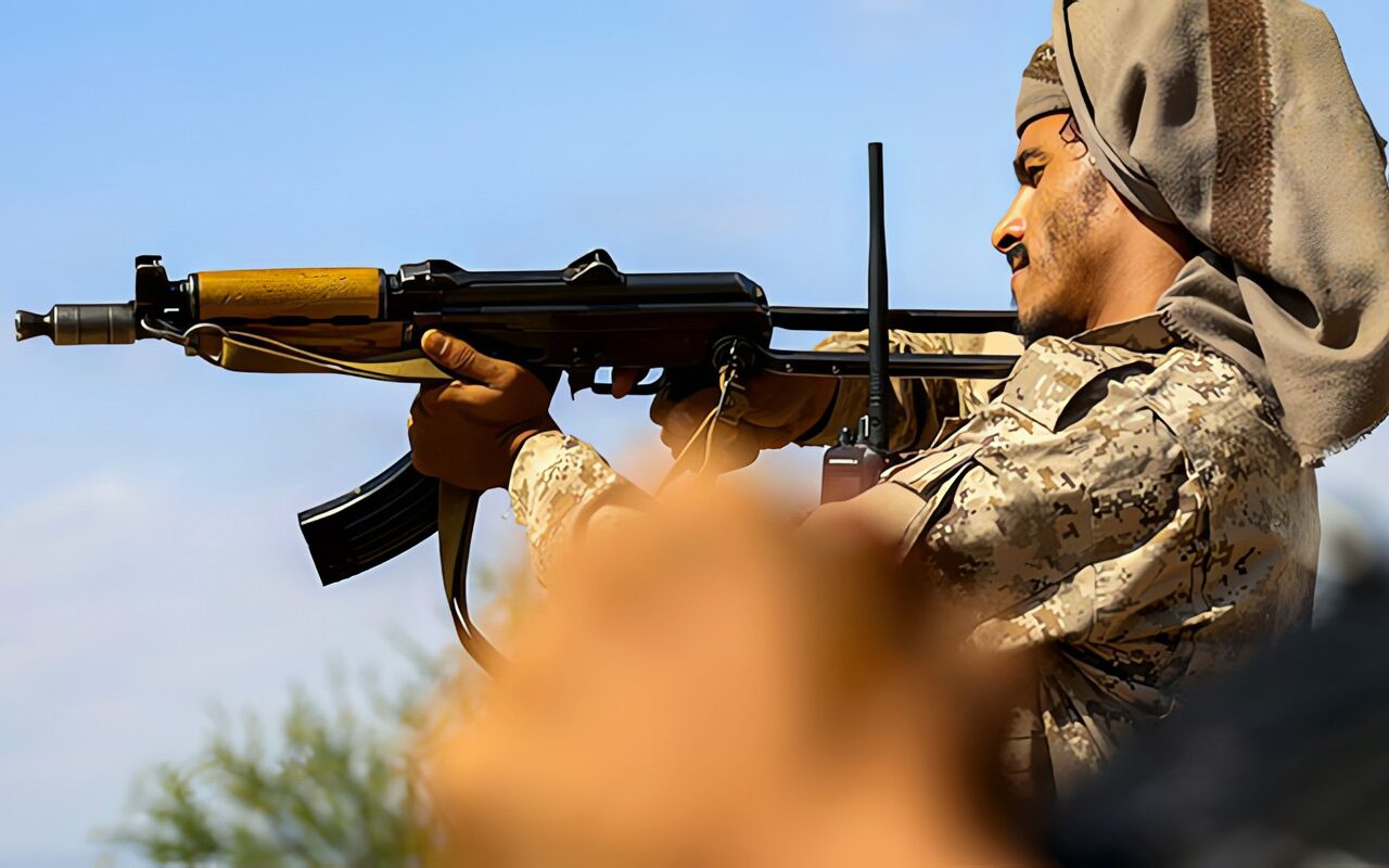 الحوثيون يعلنون استهداف وزارة الدفاع السعودية ومصفاة «رأس تنورة»