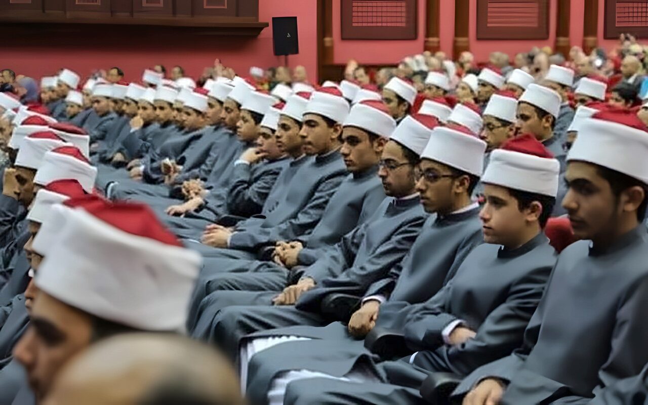 لطلاب المعاهد الأزهرية، كل ما تريد معرفته عن مبادرة “معًا نتعلم” وكيفية الاستفادة منها
