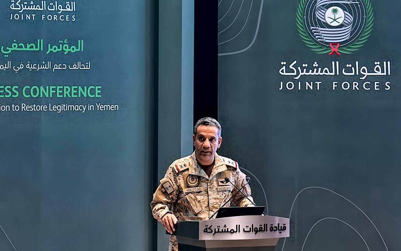 السعودية تعترض صواريخ ومسيرات فوق عدة مناطق وإيران تنفي التورط في هجمات الحوثيين