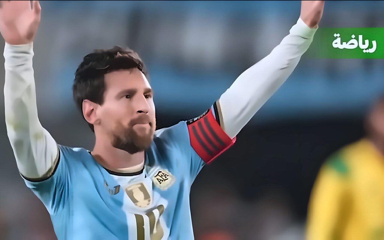ميسي ينهي مسيرته الدولية ويودع المنتخب الأرجنتيني بعد مسيرة استمرت 21 عاما