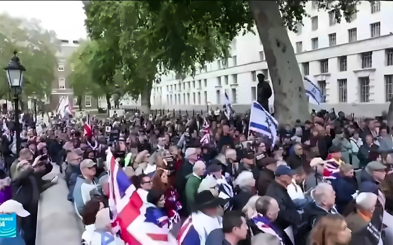 ذكرى هجوم السابع من أكتوبر تُعيد الانقسام إلى شوارع العالم