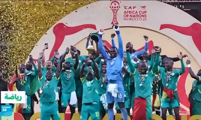 لمن ستمنح محكمة التحكيم الرياضي كأس أمم أفريقيا 2025 للمغرب أم للسنغال؟