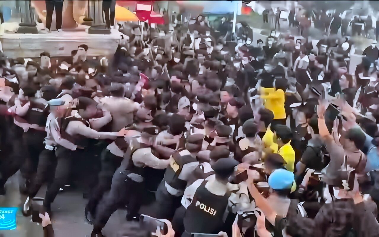 غضب في إندونيسيا مع اتساع حرائق الغابات وتفاقم التلوث