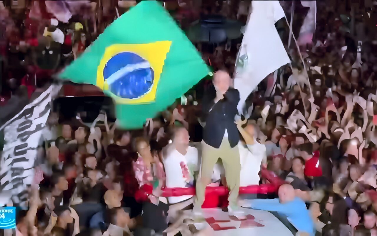 هل تحسم المناظرة الأخيرة السباق بين لولا وفلافيو بولسونارو؟