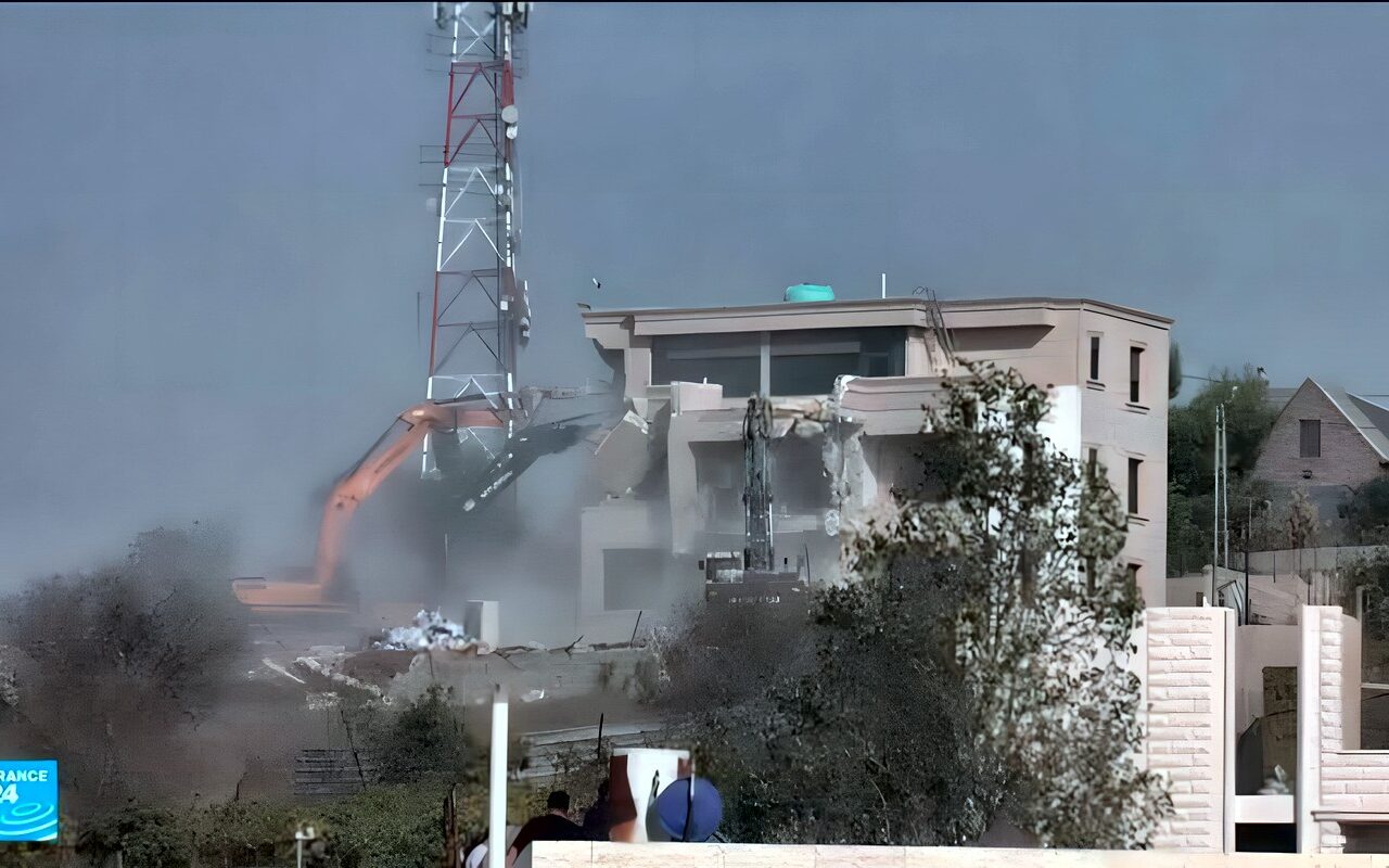 منازل مدمرة ومعابر مغلقة جراء العملية العسكرية الإسرائيلية في الضفة الغربية