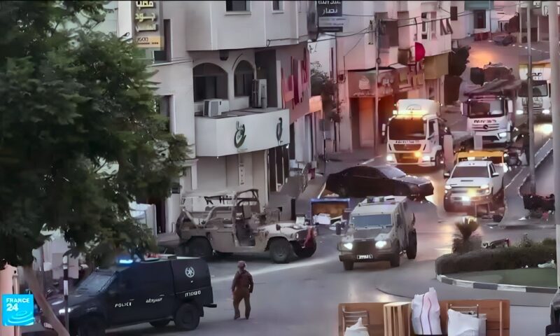 بلدية الخليل: نزوح أكثر من ثلاثة آلاف فلسطيني من المدينة جراء العملية العسكرية الإسرائيلية