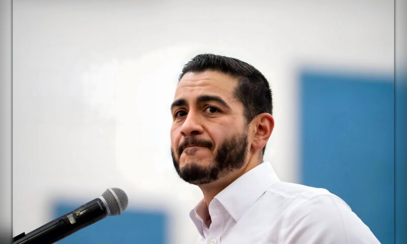 دين عبد الرحمن السيد وولاؤه محور تركيز الجمهوريين في حملتهم لهزيمته في سباق مجلس الشيوخ