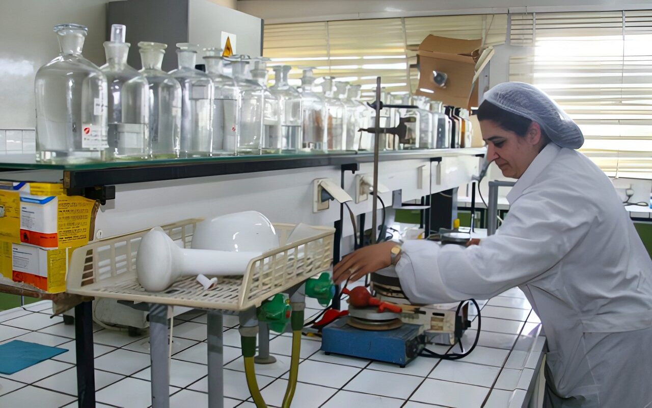 أرباح الإسكندرية للأدوية تنمو 28.7% إلى 133.5 مليون جنيه في 3 أشهر