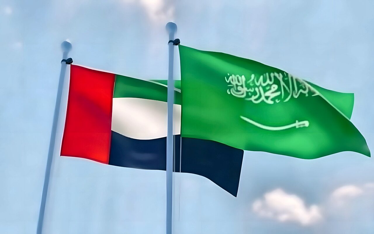 اتفاق سعودي إماراتي لتبادل وبيع الكهرباء وتطوير الربط السككي