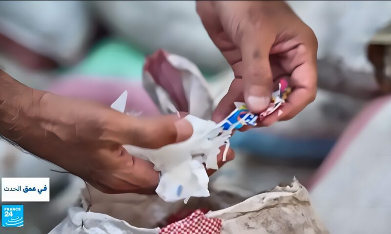 مصر: ازدهار تجارة إعادة تدوير البلاستيك على يد جامعي النفايات في القاهرة