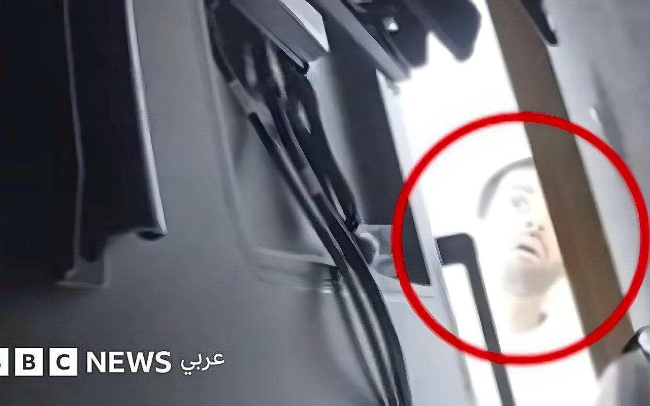اتهام سعودي بزرع جهاز تسجيل “متطور” في مكتب تابع لشركة “أوبن إيه آي”