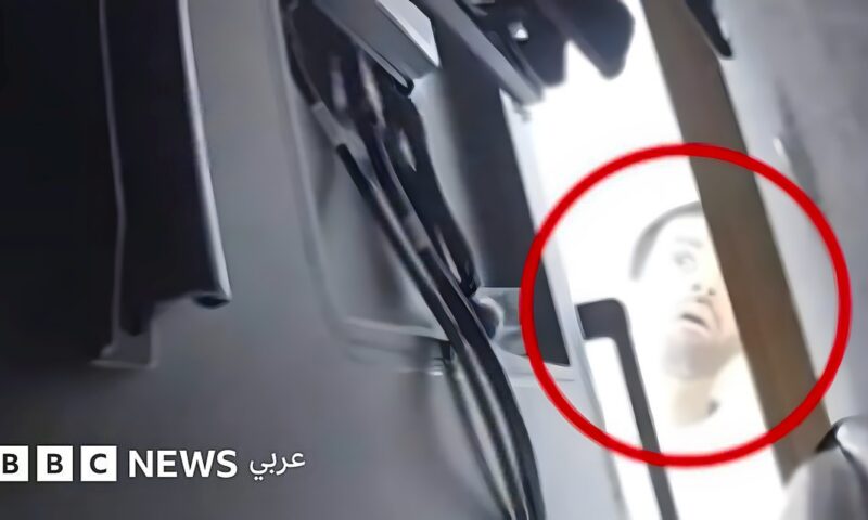 اتهام سعودي بزرع جهاز تسجيل “متطور” في مكتب تابع لشركة “أوبن إيه آي”