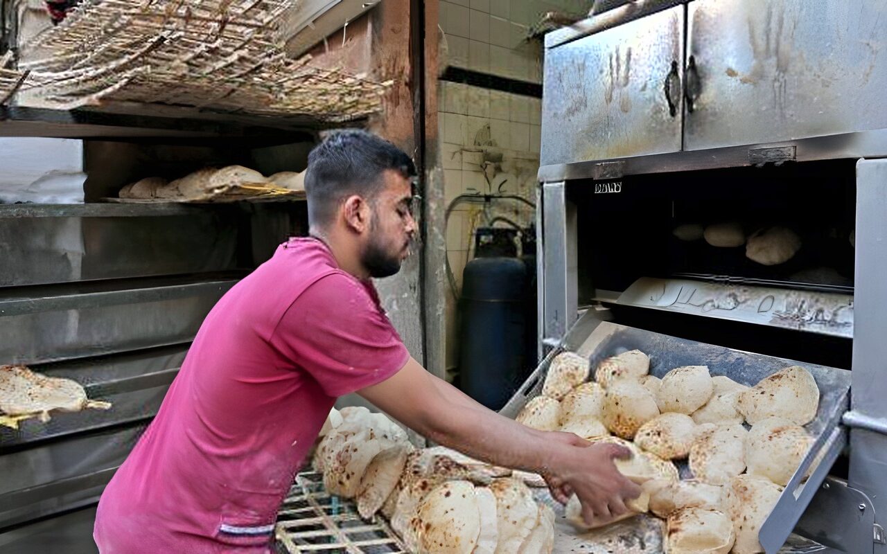 سعر رغيف الخبز السياحي والفينو اليوم الثلاثاء 6 أكتوبر 2026