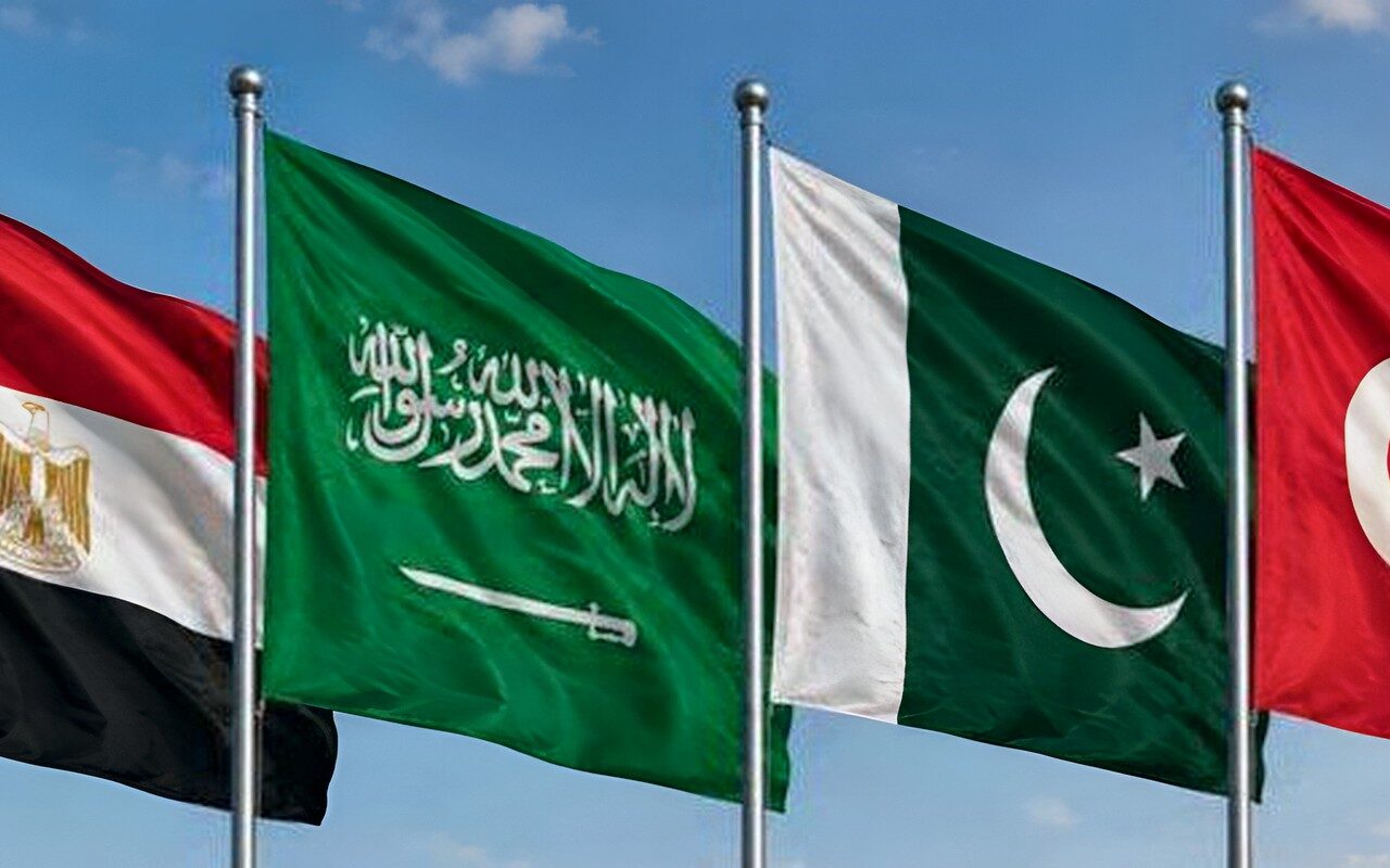 عاجل| مصر والسعودية وتركيا وباكستان يدينون هجمات ميليشيا الحوثي على السعودية