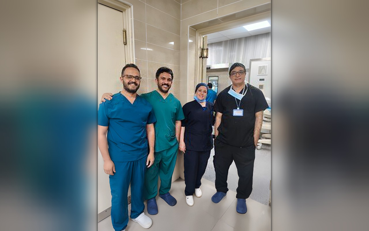 بدون جرح في الرقبة.. إنجاز طبي غير مسبوق لاستئصال الغدة الدرقية بالمنظار بمستشفى أحمد ماهر