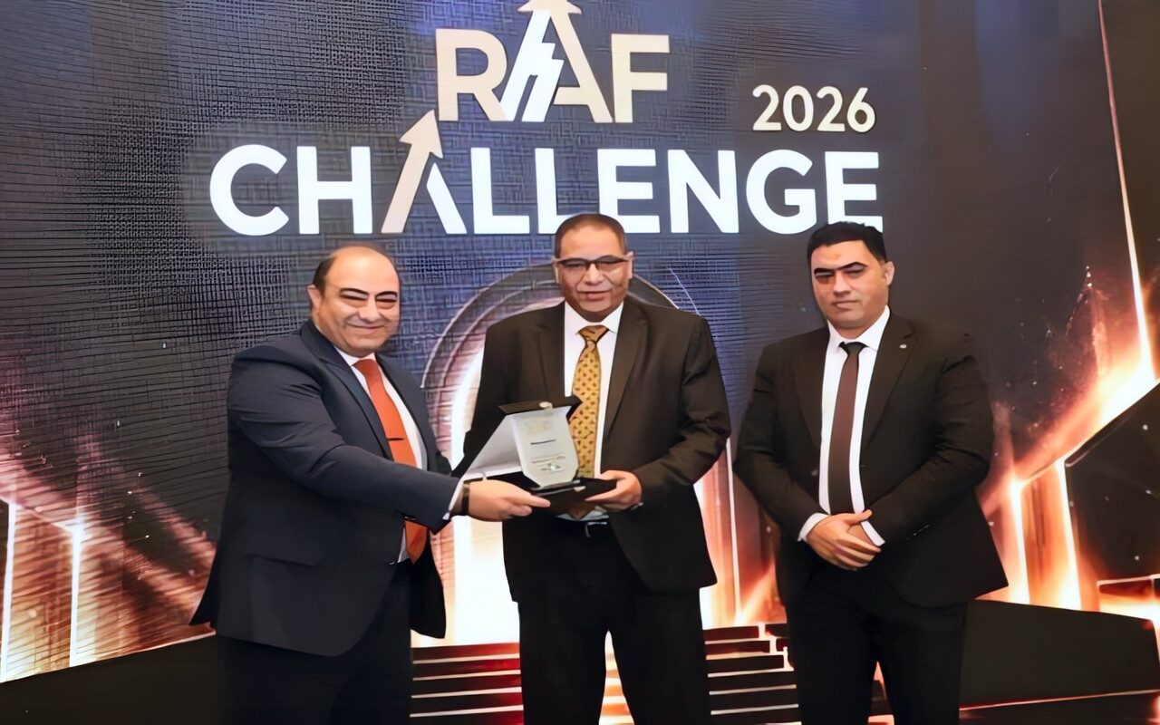 من بين 16 بحثًا.. طالبان بجامعة العاصمة يحصدان المركز الأول في مسابقة رواد المحاسبة 2026