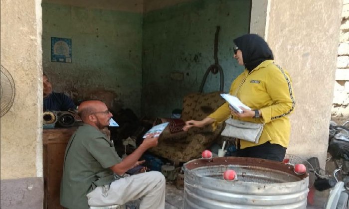 «مياه البحيرة» تواصل حملة «طرق الأبواب» بالقرى لبحث شكاوى المواطنين وتحسين الخدمة