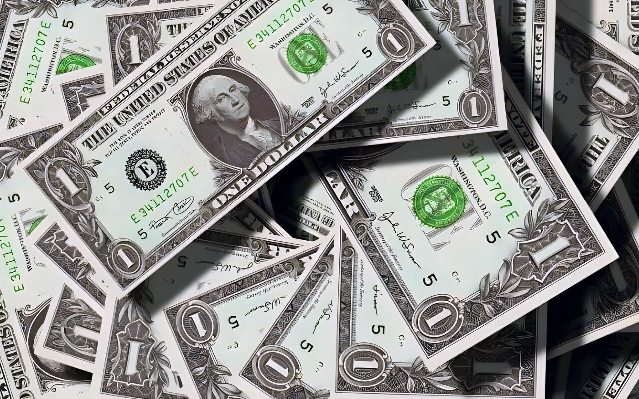بكام مقابل الجنيه؟.. سعر الدولار اليوم الأربعاء 14 أكتوبر 2026