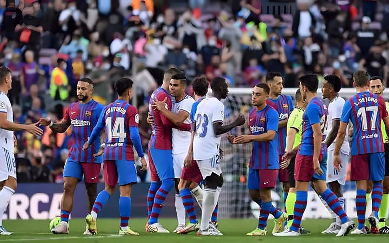 هيرنانديز حكمًا لكلاسيكو برشلونة وريال مدريد في الدوري الإسباني