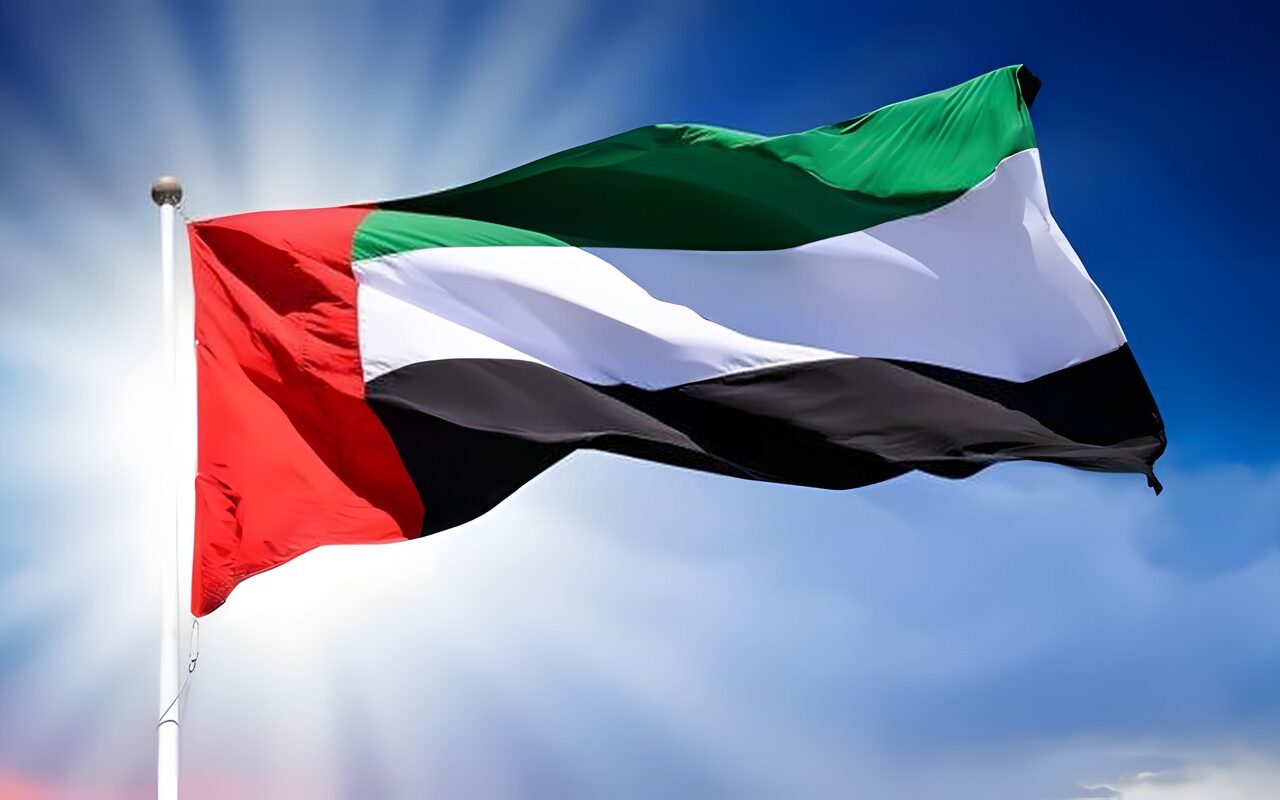 الإمارات تدين هجمات الحوثيين على مطار الرياض وأبها