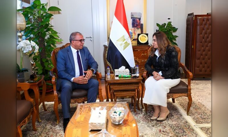 بروتوكول تعاون بين معهد التخطيط القومي ووزارة التنمية المحلية لتأهيل كوادر الإدارة المحلية