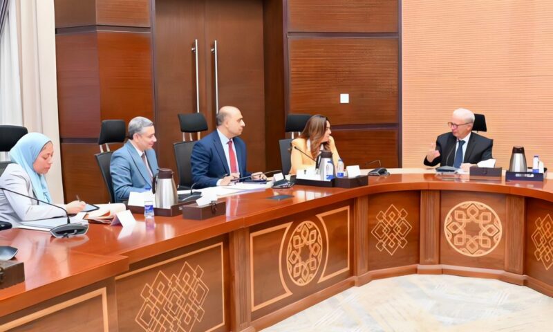 نائب رئيس الوزراء يتابع خطط تطوير منظومة إدارة المخلفات وتعزيز مواردها
