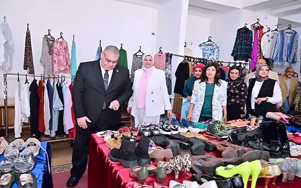 جامعة الإسكندرية تطلق السوق الخيري الثاني للملابس لدعم الطلاب