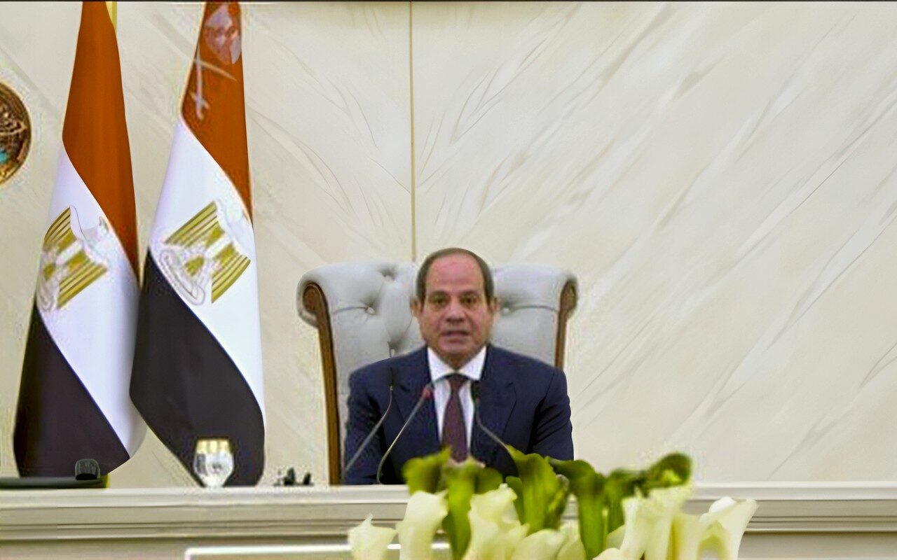 الرئيس السيسي: الدولة لم ترتض الاكتفاء بإدارة المشكلات المتراكمة عبر عقود طويلة دون حلها