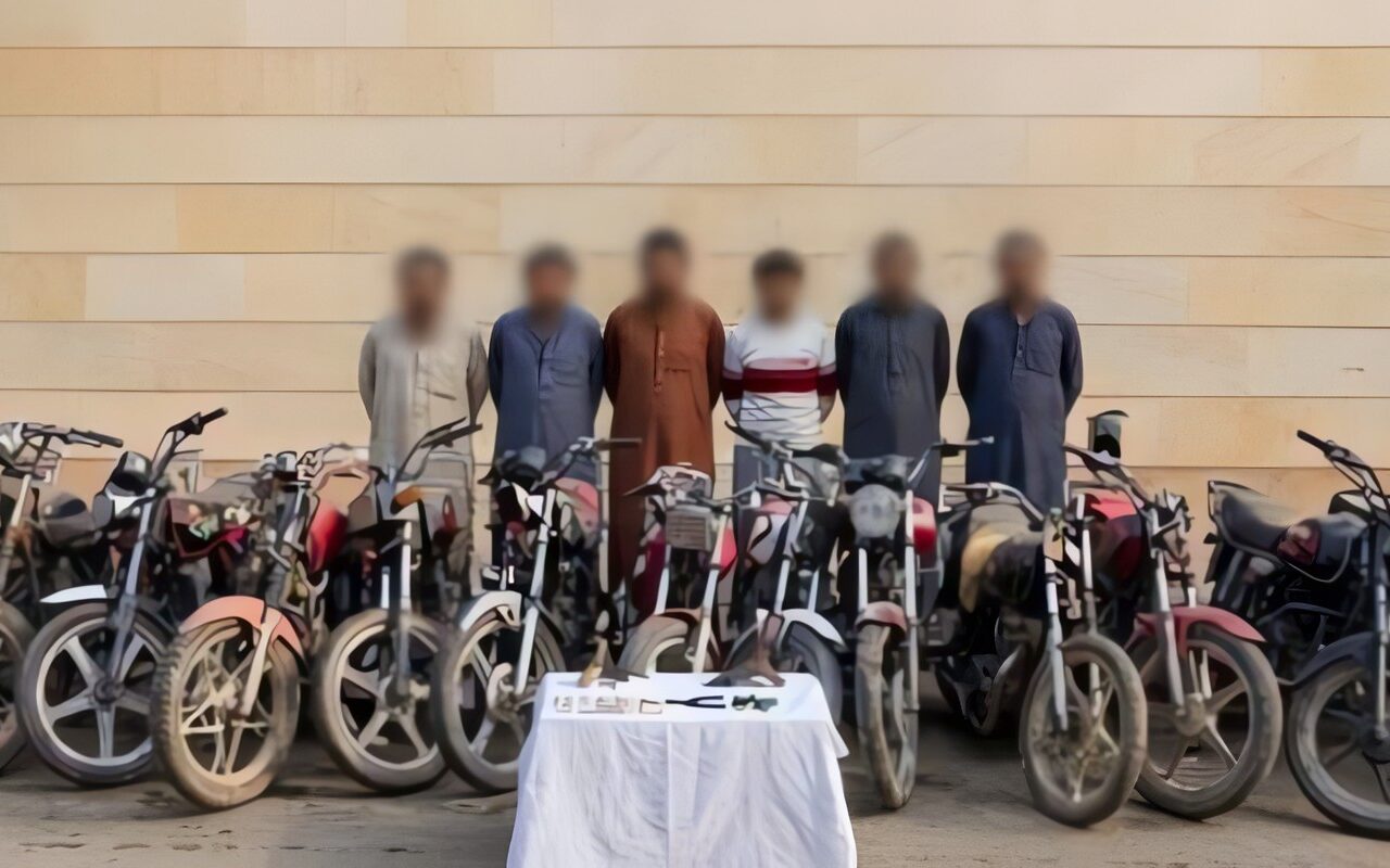 تفاصيل سقوط عصابة سرقة الدراجات النارية بالمنيا.. ضبط 5 متهمين وفردي خرطوش