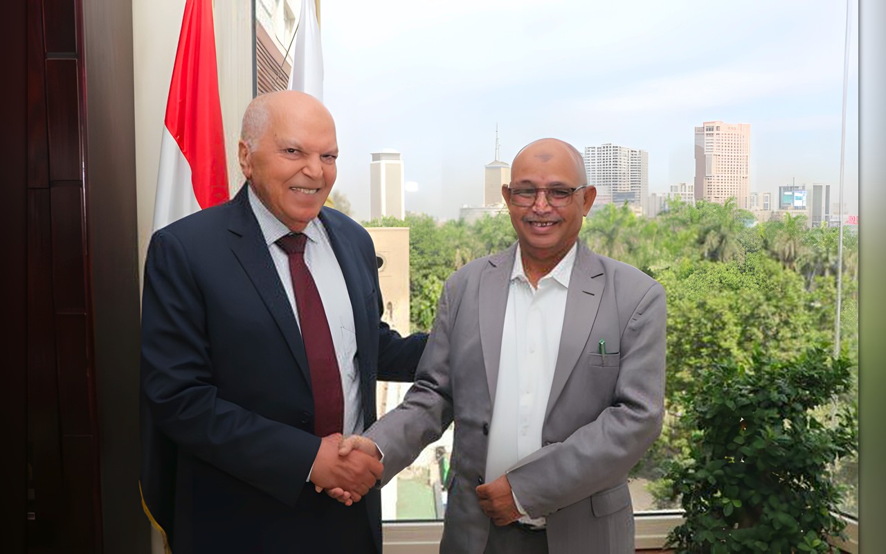 نقيب المعلمين يبحث مع وفد سوداني توسيع التعاون وتبادل الخبرات التعليمية