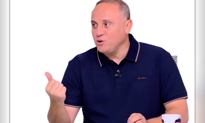 «مفيهاش البط الكيني».. أسامة حسني يحذر لاعبي الأهلي من صعوبة الكونفدرالية «فيديو»