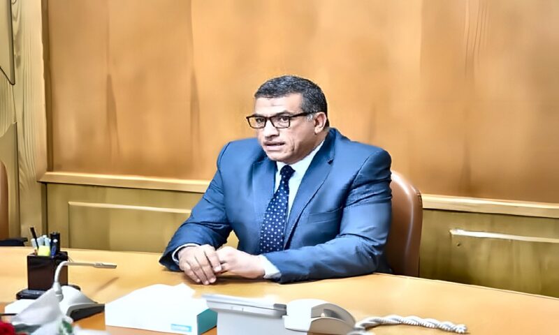 محافظ قنا يوجه بتكثيف الحملات الميدانية لضبط الأسواق بنجع حمادي