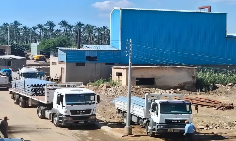 بـ135 مليون جنيه.. متابعة خطة تطوير شبكة الكهرباء بقرى ومدينة إدكو في البحيرة