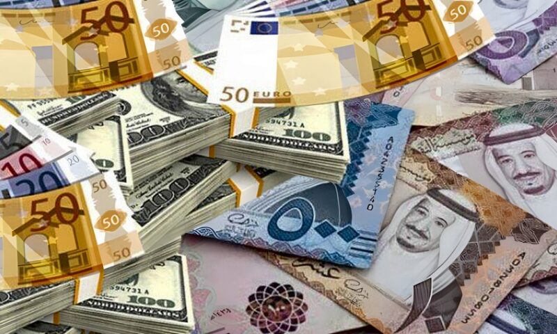 الدرهم الإماراتي والدينار الكويتي بكام؟.. أسعار العملات العربية اليوم الخميس 15 أكتوبر 2026
