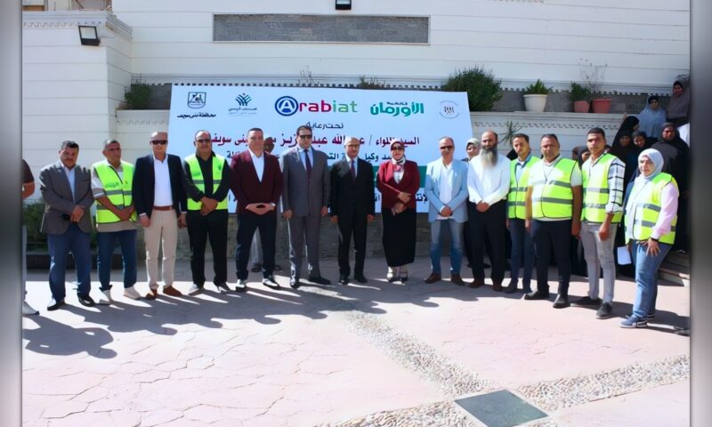 محافظ بني سويف يشهد توزيع مساعدات مالية على الأسر الأولى بالرعاية
