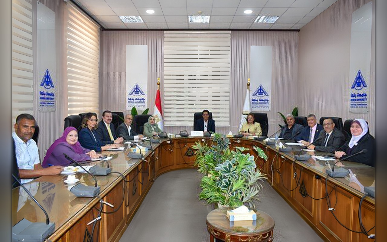 رئيس جامعة بنها يترأس اجتماع مجلس إدارة البرامج المزدوجة مع جامعة كانتربري كرايست تشيرش