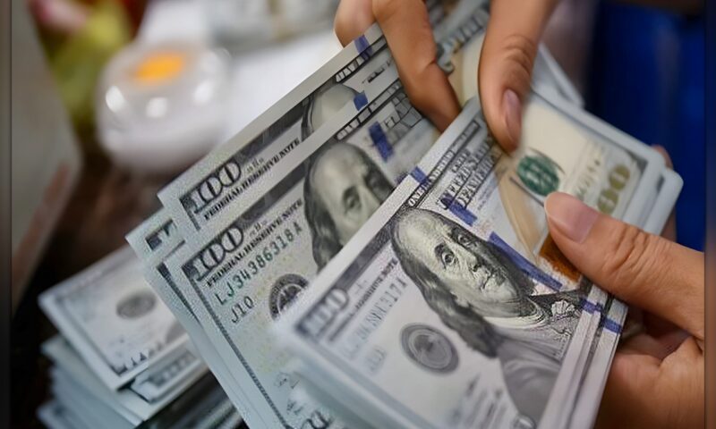 قضايا قيمتها 3 ملايين جنيه.. ضربات متتالية ضد تجار النقد الأجنبي