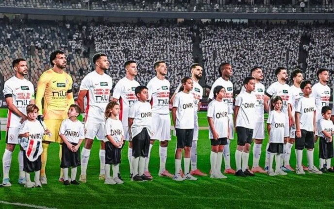 الزمالك يصل إلى ستاد أماهورو استعدادًا لمواجهة الجيش الرواندي في دوري أبطال إفريقيا